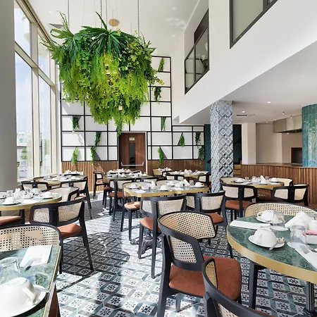 Leonardo Boutique Hotel Larnaca-2